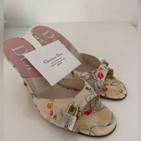 Christian Dior Vintage Floral Lock & Key Heels Size EU 39.5 US 9.5 Authentic - Picture 8 of 8